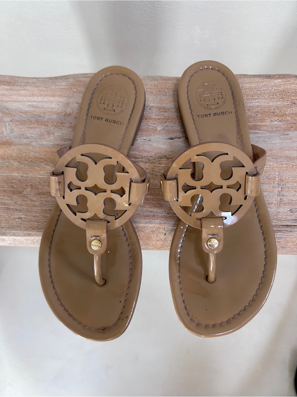 Tory Burch Patent Logo Vintage Vachetta Thong Sandals